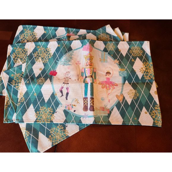 Nutcracker Placemats Christmas Decor Xmas Holiday Green Table Decorations Set 4 - Picture 2 of 12
